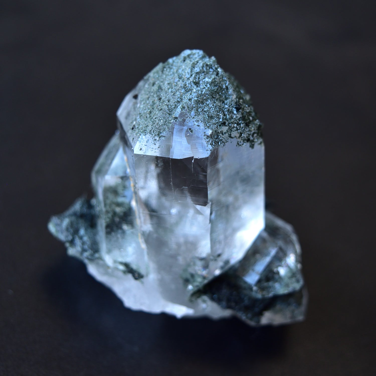 ヒマラヤ水晶　クローライト　レコードキーパー　インド・マニハール産　85g