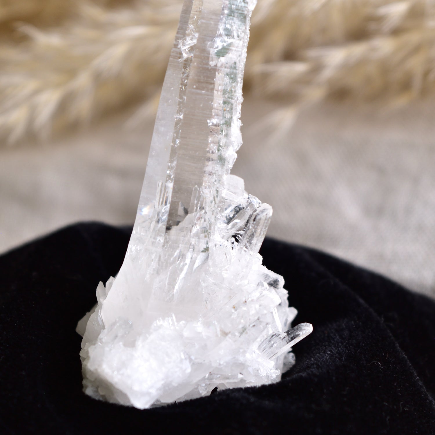 Itaya Quartz - Abundance - Barnacle - Singing Crystal - Certified Origin - Itaya, Nishimera Village, Miyazaki, Japan - 60g Quartz Cluster