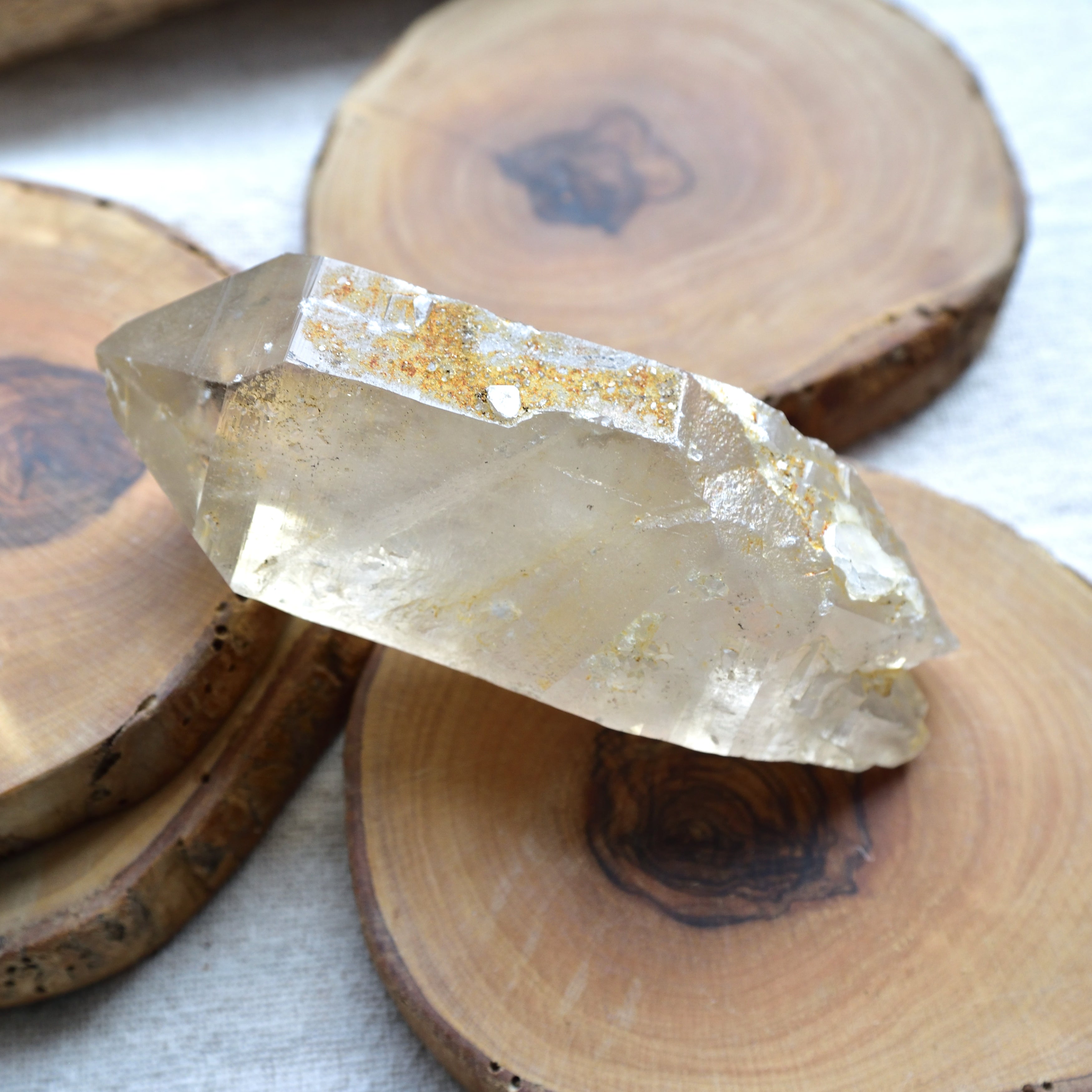 ウラル・スモーキー・クォーツ　両剣水晶　キー　ロシア・ウラル山脈産　219g