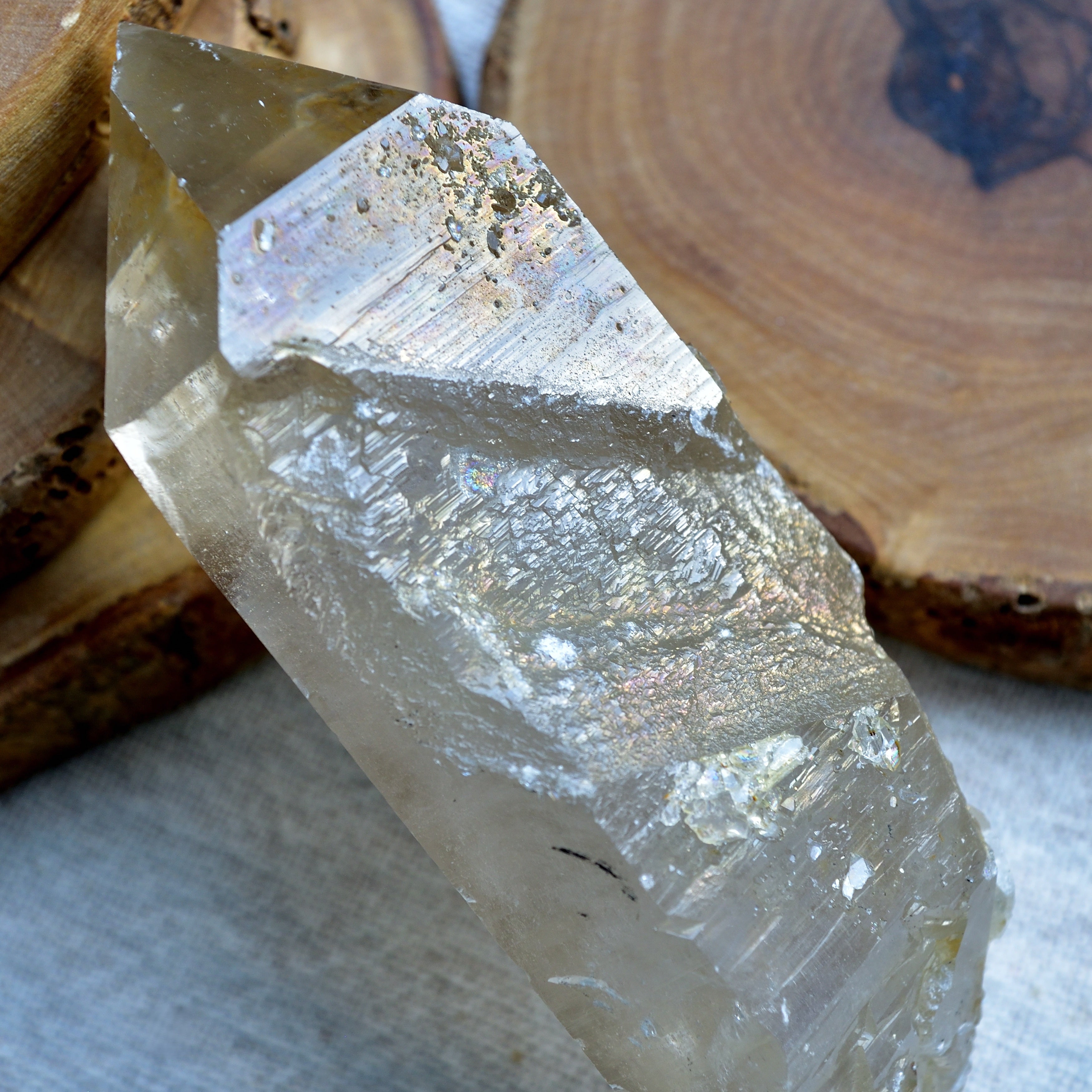 ウラル・スモーキー・クォーツ　両剣水晶　キー　ロシア・ウラル山脈産　219g