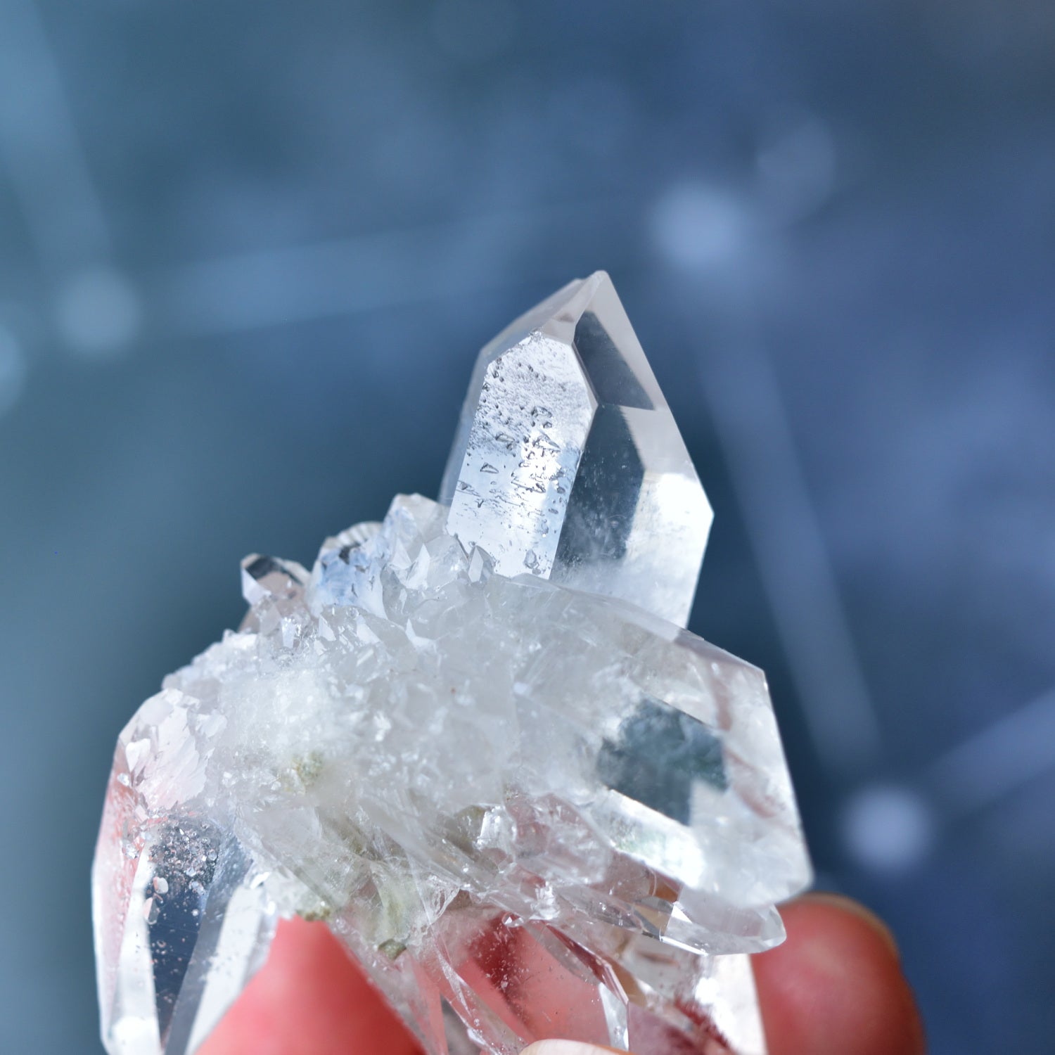 Starbrary Quartz Crystal Point ”Starburst"  Zeca de Souza mine in Minas Gerais, Brazil - 42g