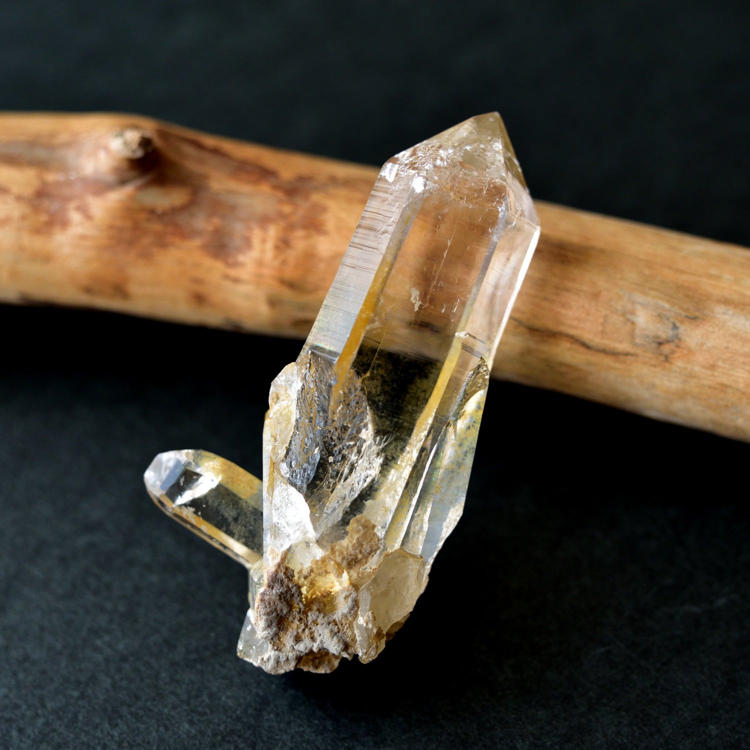 ヒマラヤ水晶　リモナイト・イン・クォーツ　ホルスの目　陰陽　貫入　パキスタン・スカルドゥ産　22g