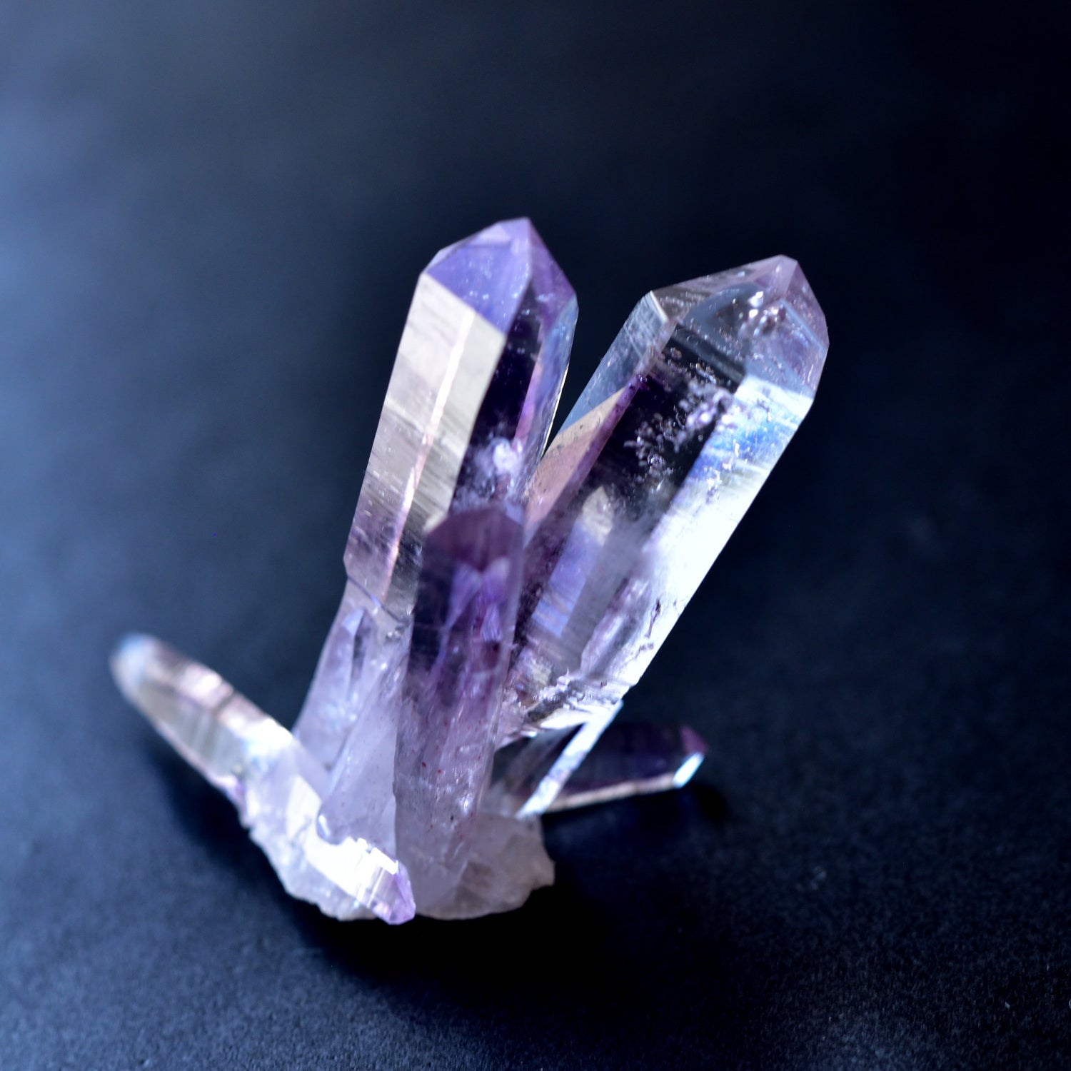 ベラクルス・アメジスト・クラスター　ファントム　陰陽ツイン　メキシコ・ベラクルス州産　11ｇ