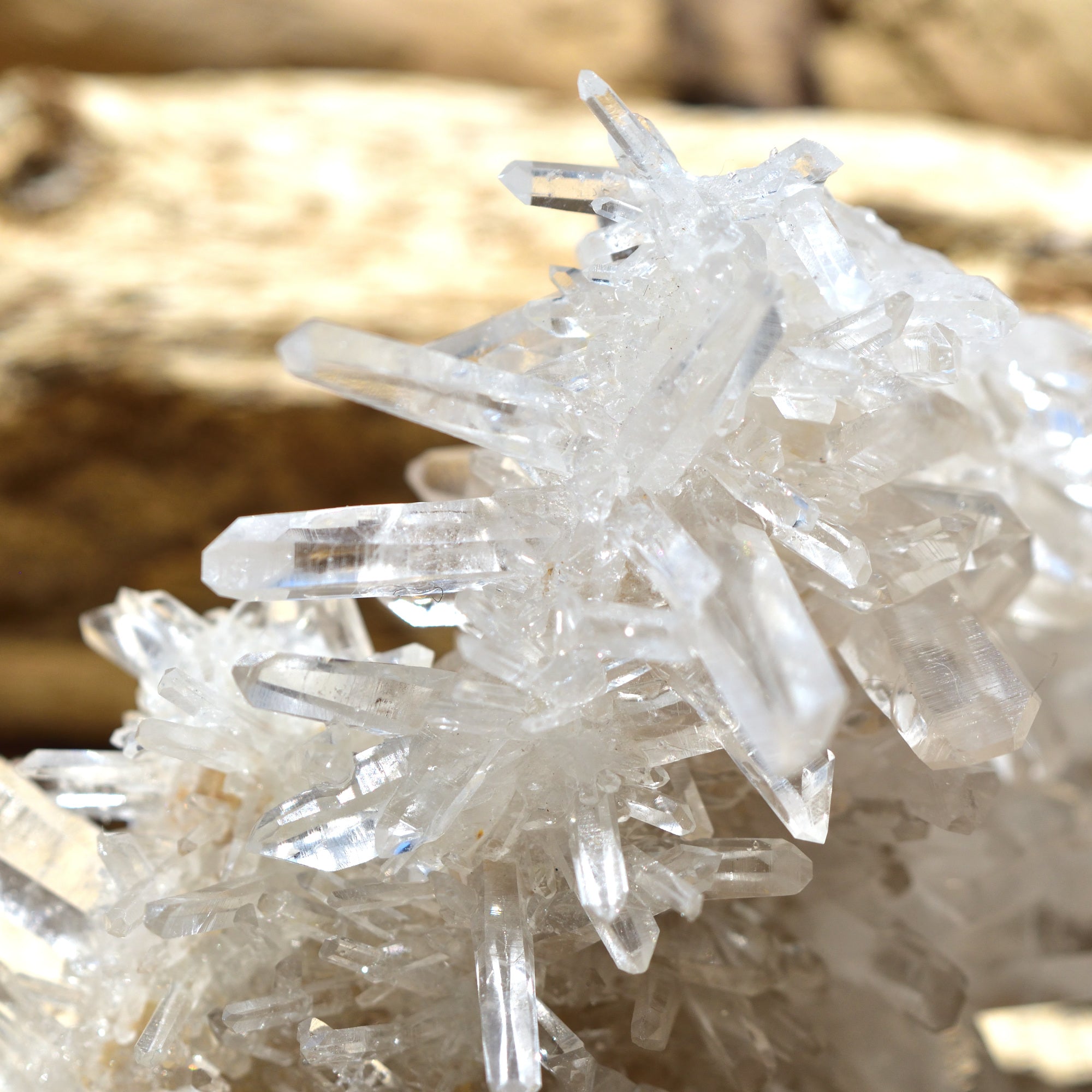 アーカンソー・クォーツ・クラスター　光のジェネレーター　両剣水晶　アメリカ・アーカンソー州産　150g