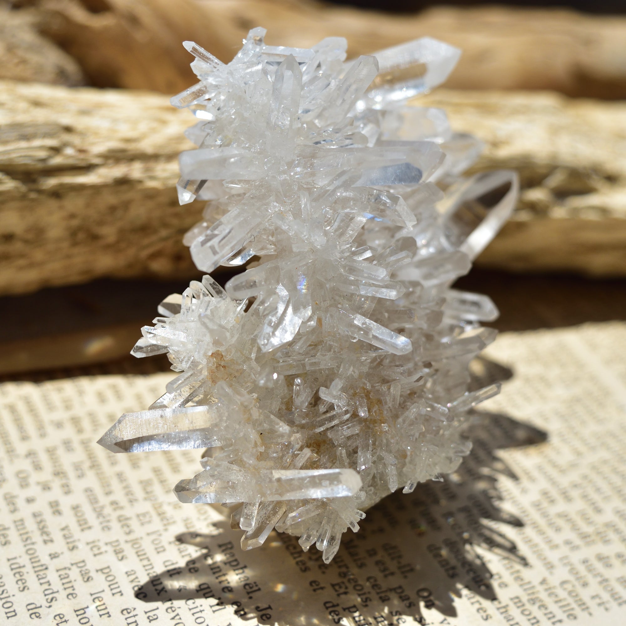 アーカンソー・クォーツ・クラスター　光のジェネレーター　両剣水晶　アメリカ・アーカンソー州産　150g