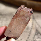 Shrine Quartz　シュライン・クォーツ　タントリック・ツイン　ファントム　ヘマタイト　ブラジル・パラ州産　100ｇ