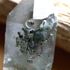 ヒマラヤ水晶　クローライト・イン・クォーツ　両剣水晶　ブリッジ　インド・マニハール産　50ｇ