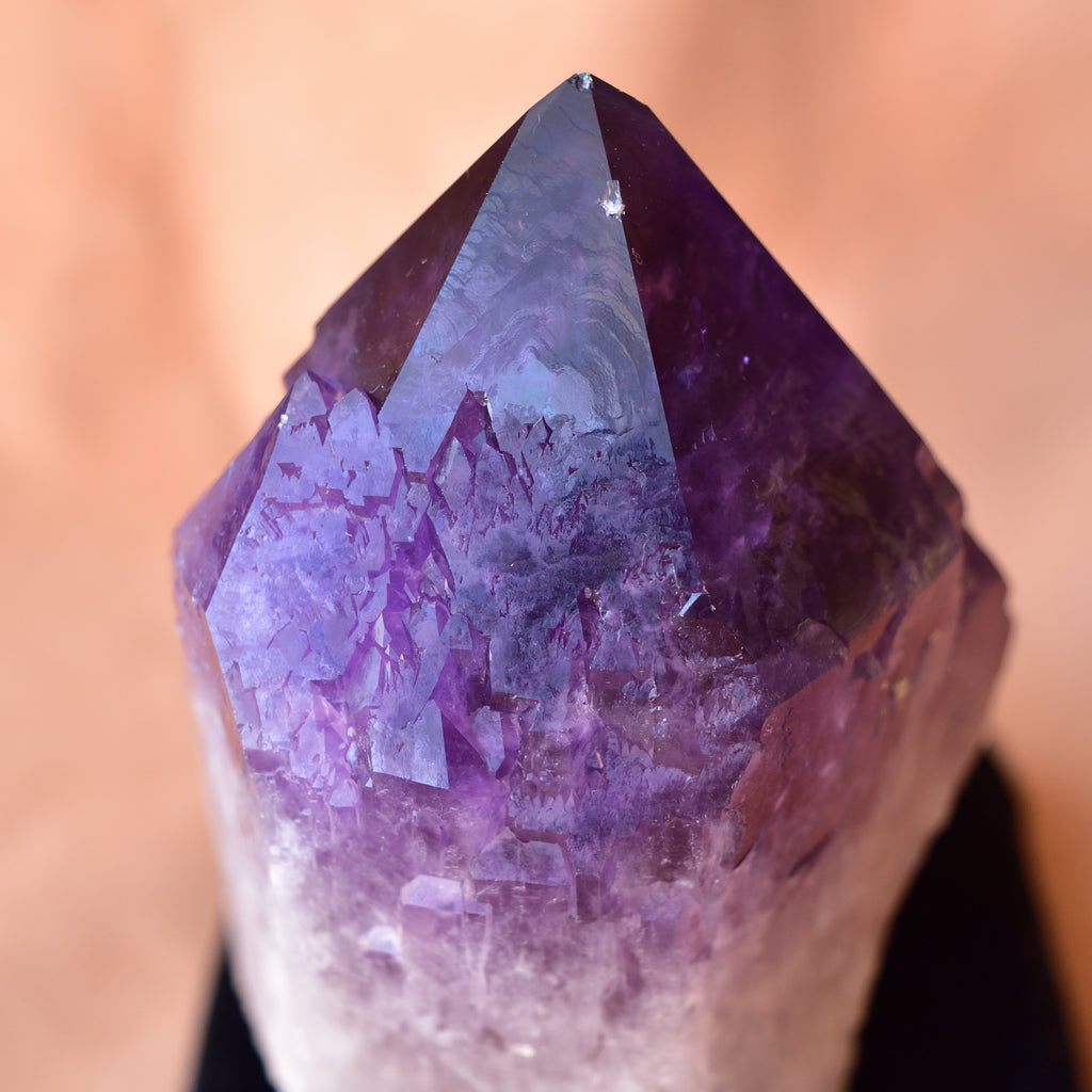 ボリビアン・アメジスト　Lemurian Violet Flame　イシス　ボリビア産　1.03kg