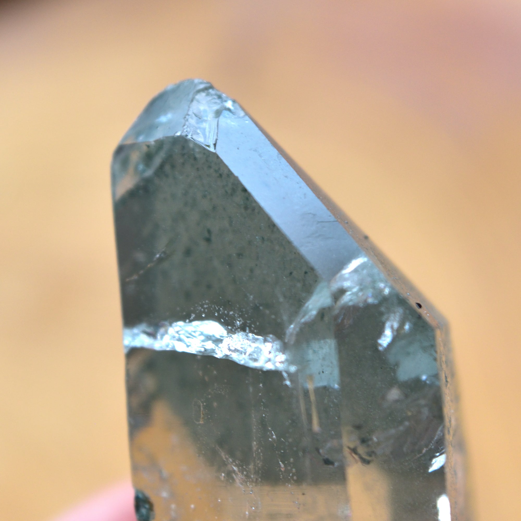 ヒマラヤ水晶　クローライト・イン・クォーツ　両剣水晶　ブリッジ　インド・マニハール産　50ｇ