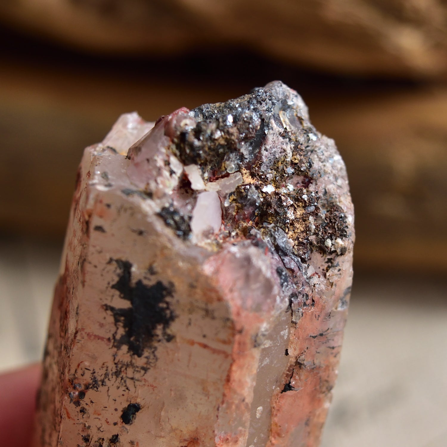 Shrine Quartz　シュライン・クォーツ　タントリック・ツイン　ファントム　ヘマタイト　ブラジル・パラ州産　100ｇ