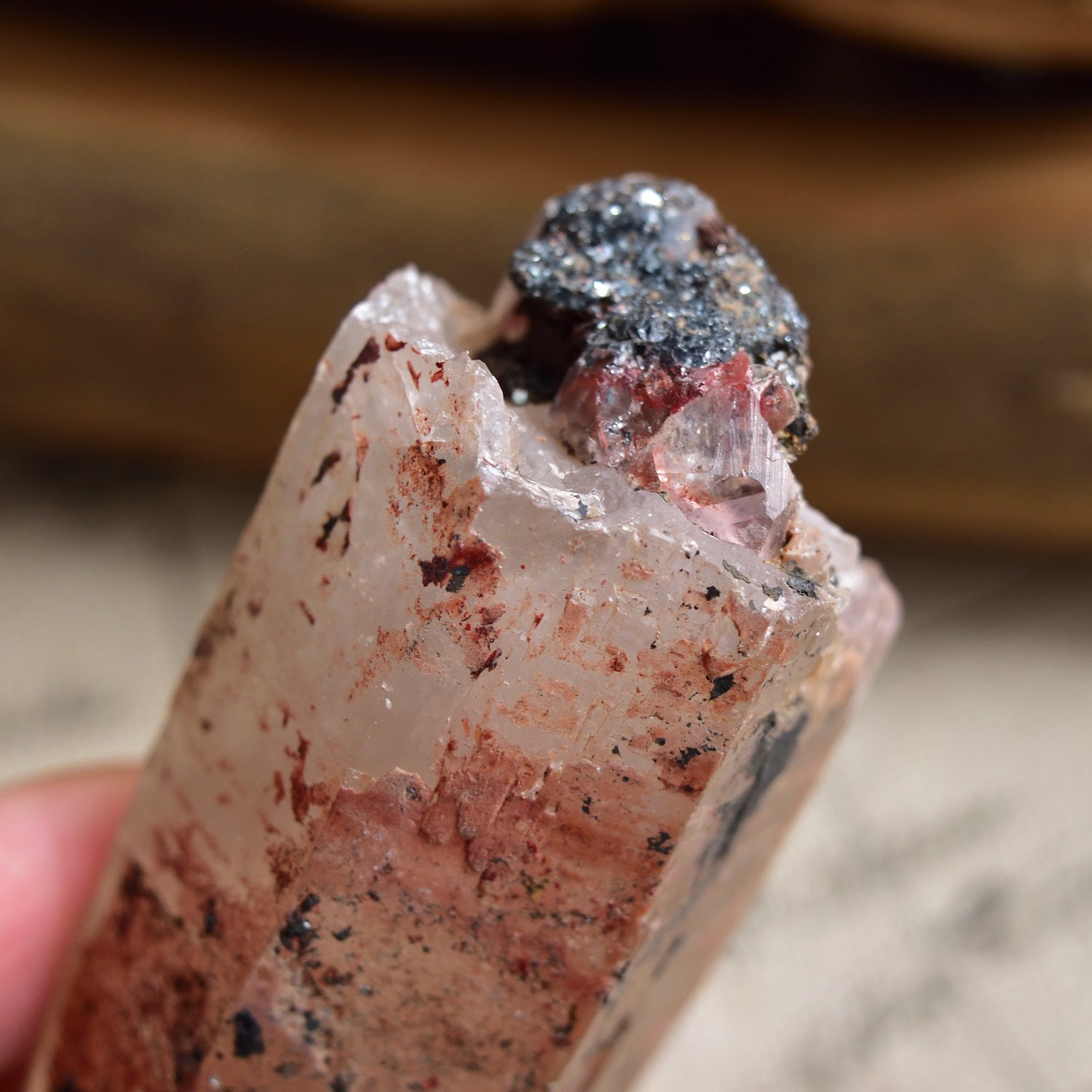 Shrine Quartz　シュライン・クォーツ　タントリック・ツイン　ファントム　ヘマタイト　ブラジル・パラ州産　100ｇ