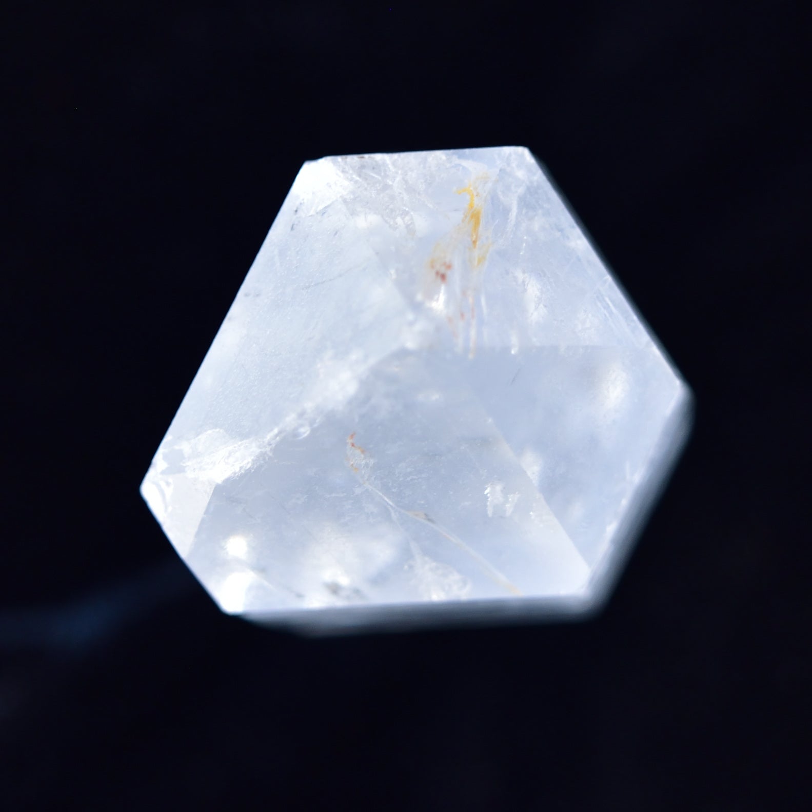 モンドクォーツ Starbrary タンザニア産 146g – Cathedral Cave