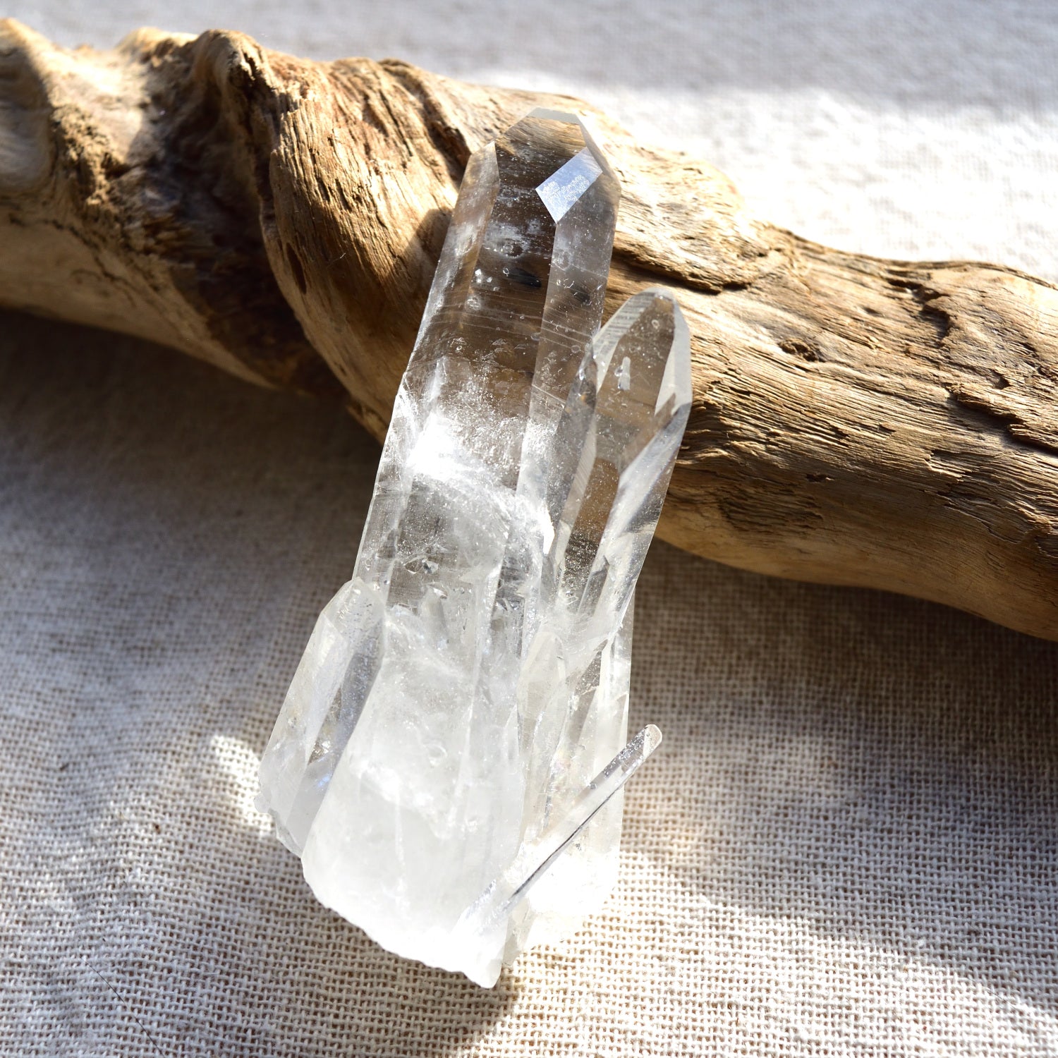 アーカンソー・クォーツ・クラスター　アトランティスの夕べ　グランド・レコードキーパー　アメリカ・アーカンソー州産　104g