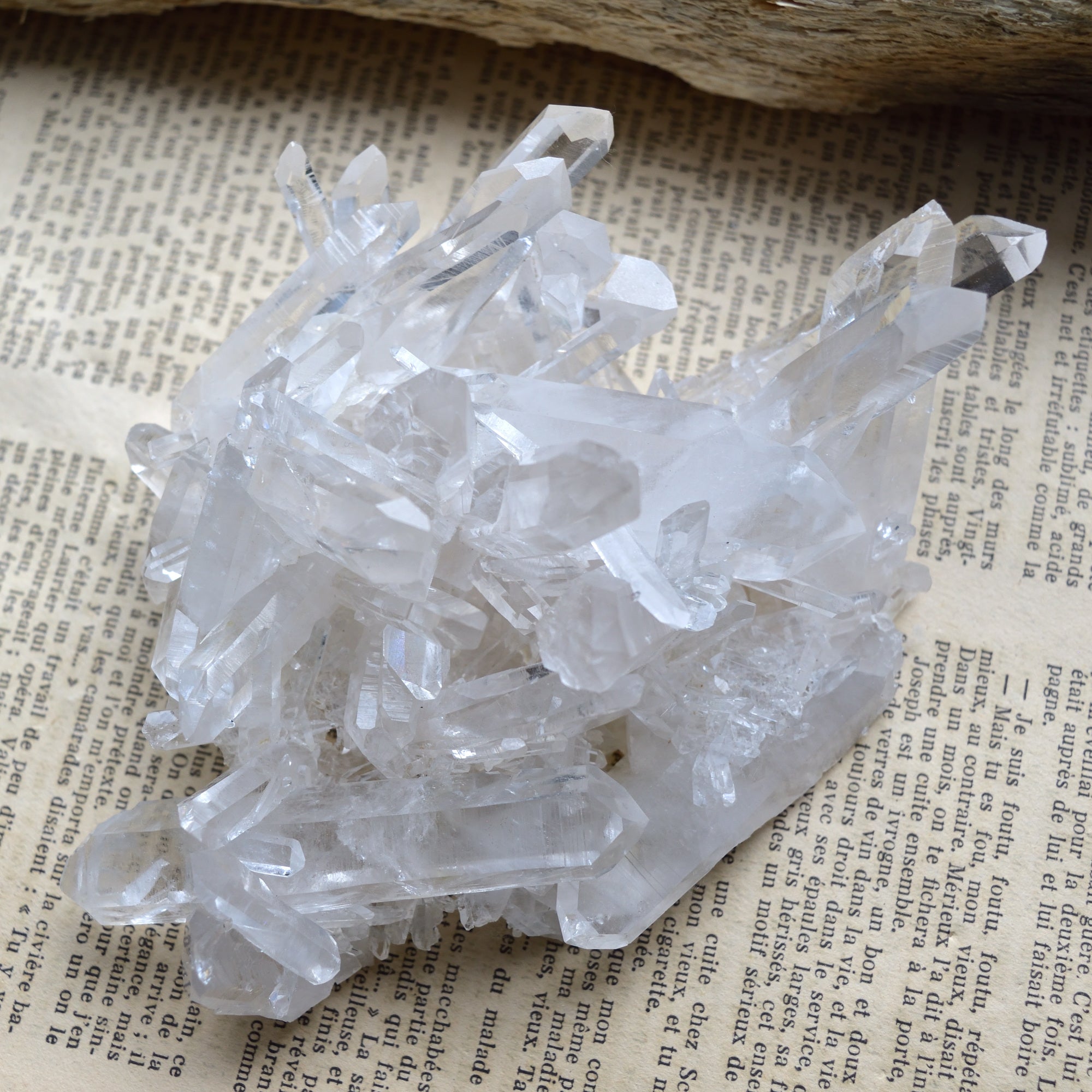 アーカンソー・クォーツ・クラスター　Silver Ray　両剣水晶　ブリッジ　アメリカ・アーカンソー州産　395g