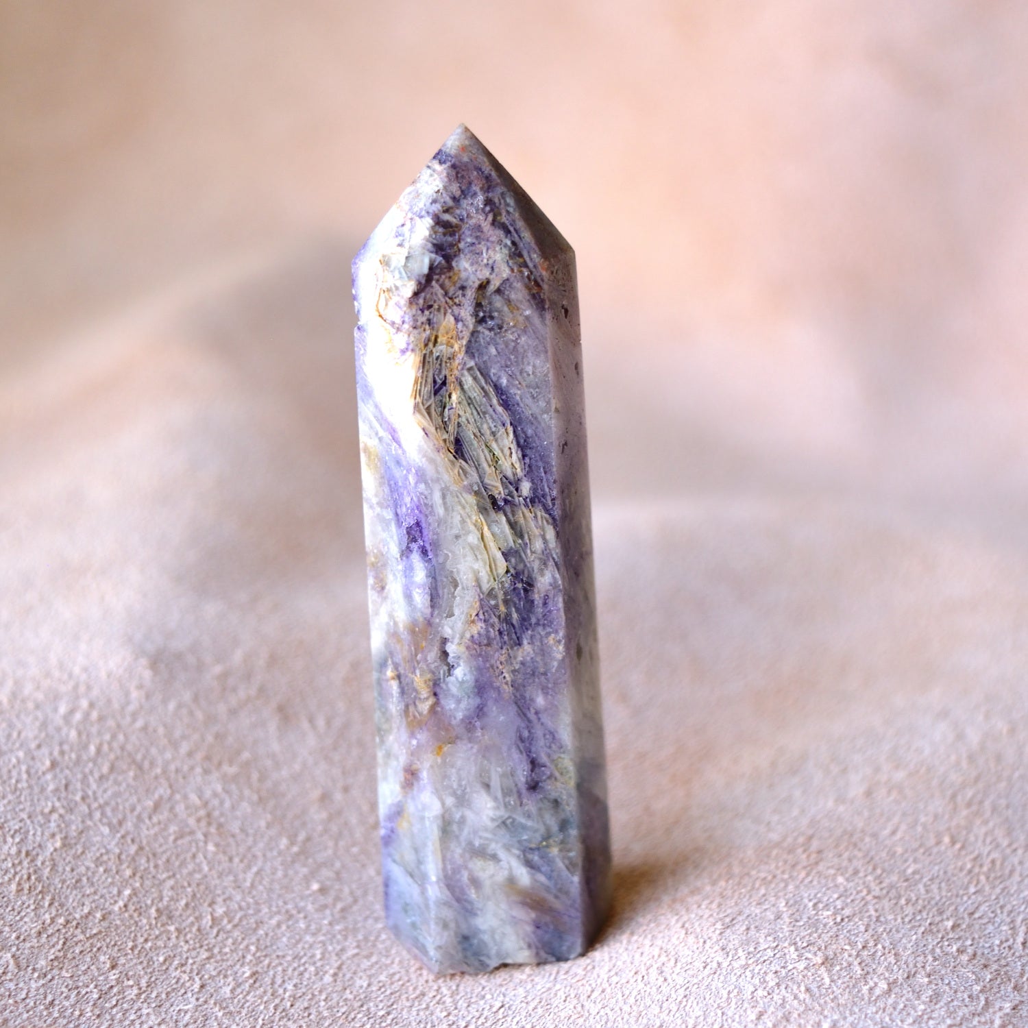 ティファニーストーン・ポイント　紫の洞窟　アメリカ・ユタ州産　89g