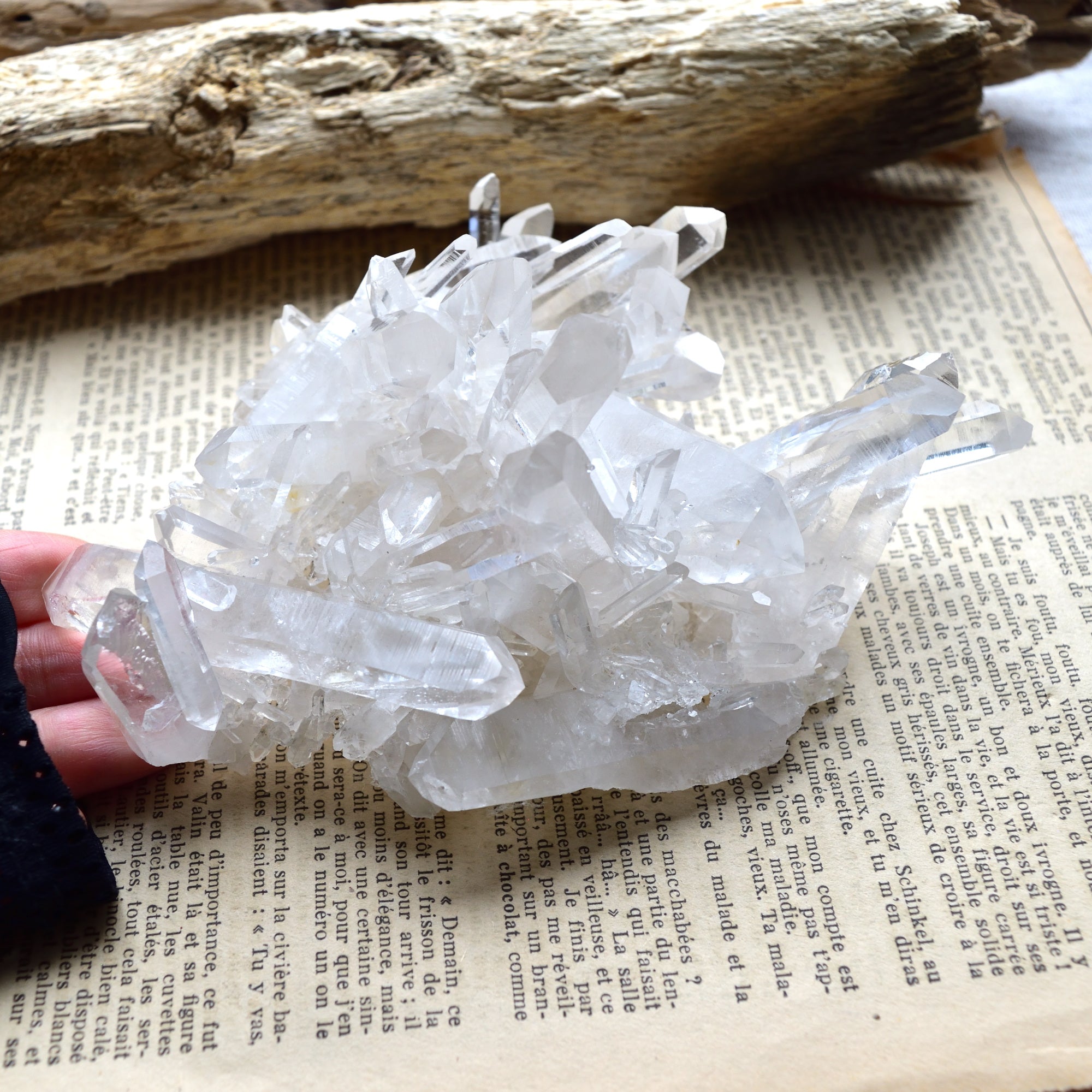 アーカンソー・クォーツ・クラスター　Silver Ray　両剣水晶　ブリッジ　アメリカ・アーカンソー州産　395g
