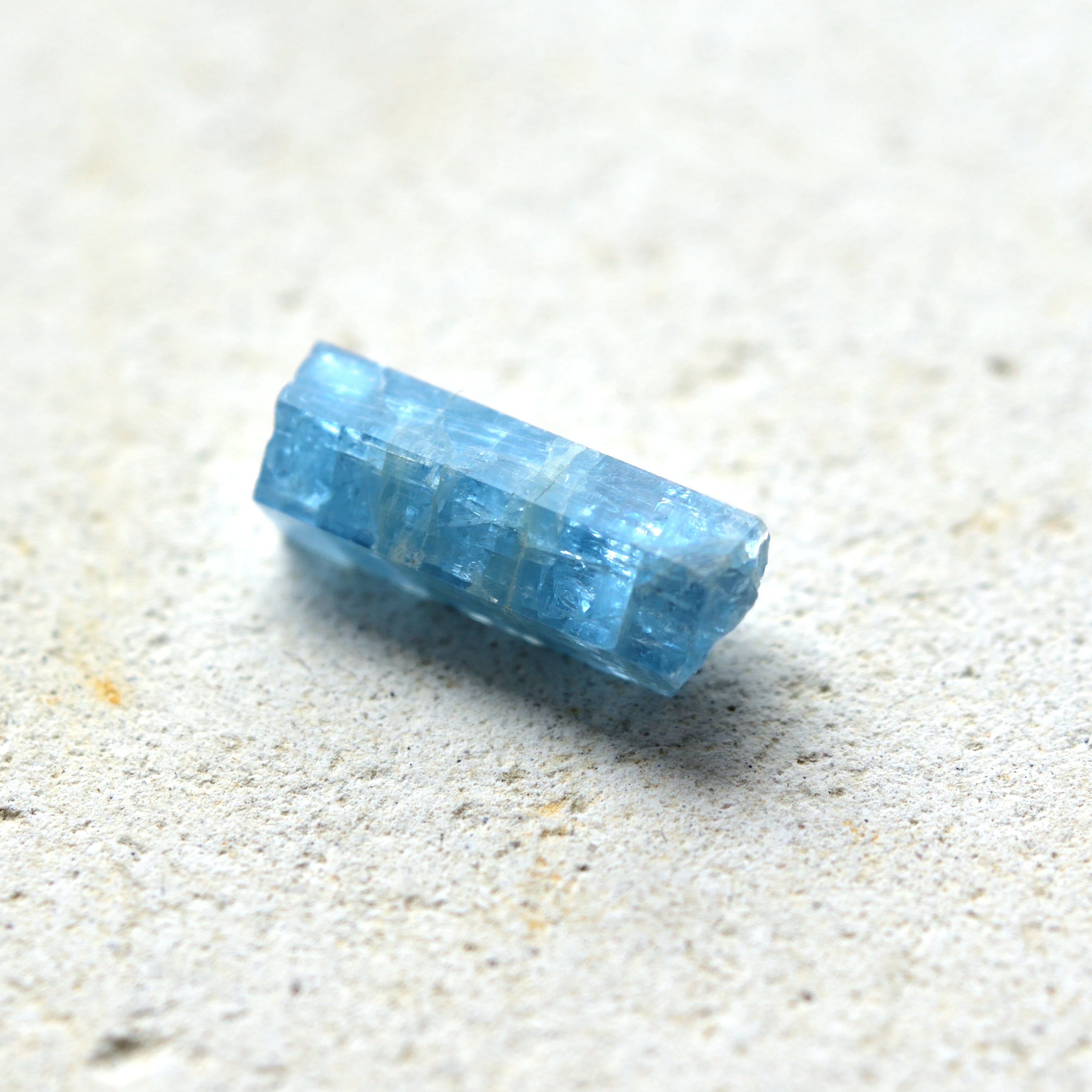 アクアマリン結晶　Cerulean Blue　ベトナム産　9cts.