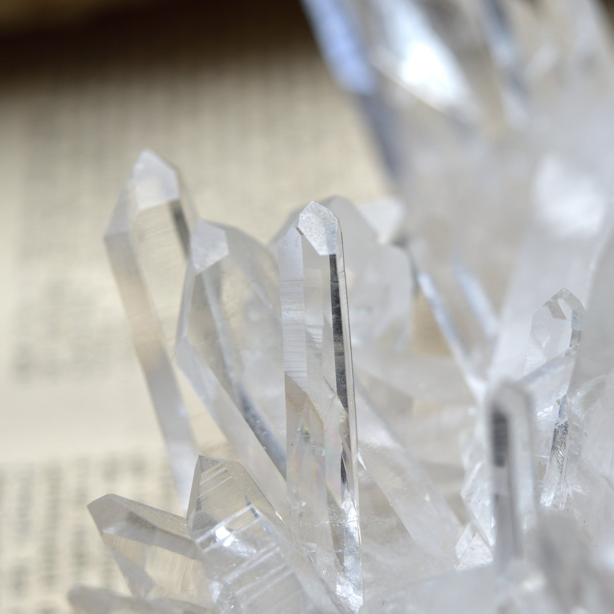 アーカンソー・クォーツ・クラスター　Silver Ray　両剣水晶　ブリッジ　アメリカ・アーカンソー州産　395g