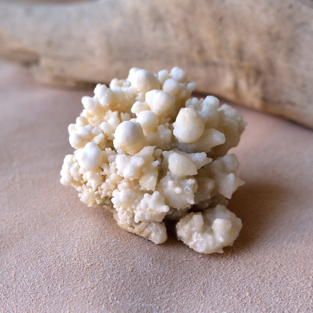 フラワー・カルサイト　ホワイトカルサイト・クラスター　中国雲南省産　301g