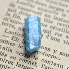 アクアマリン結晶　Cerulean Blue　ベトナム産　9cts.