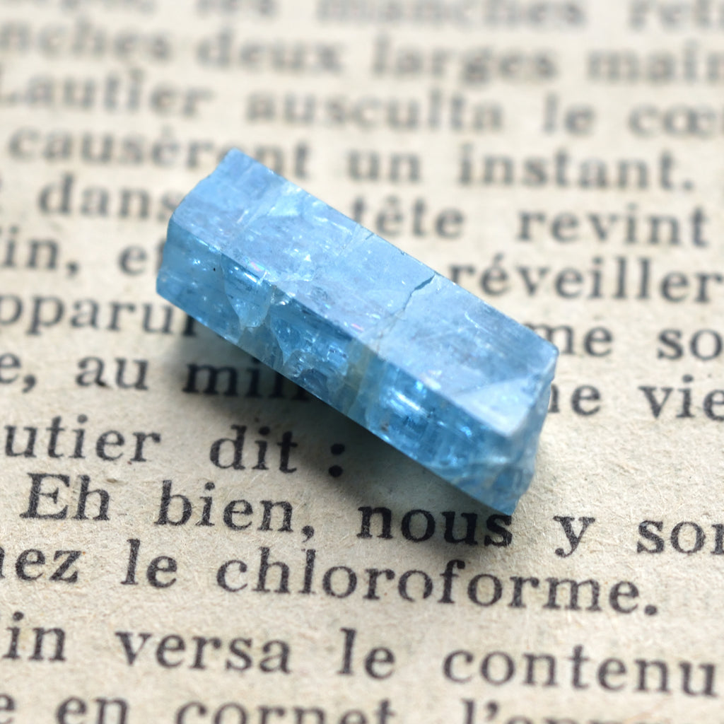 アクアマリン結晶　Cerulean Blue　ベトナム産　9cts.