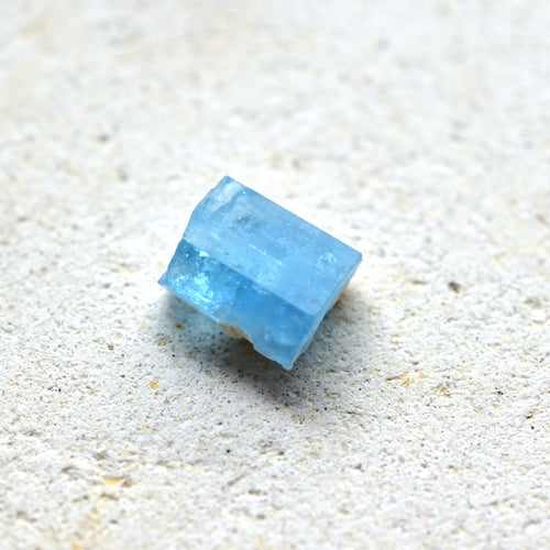 アクアマリン結晶　Cerulean Blue　ベトナム産　6.5cts.