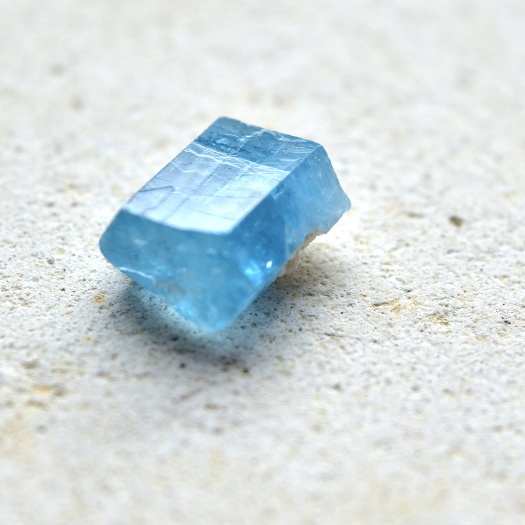 アクアマリン結晶　Cerulean Blue　ベトナム産　6.5cts.