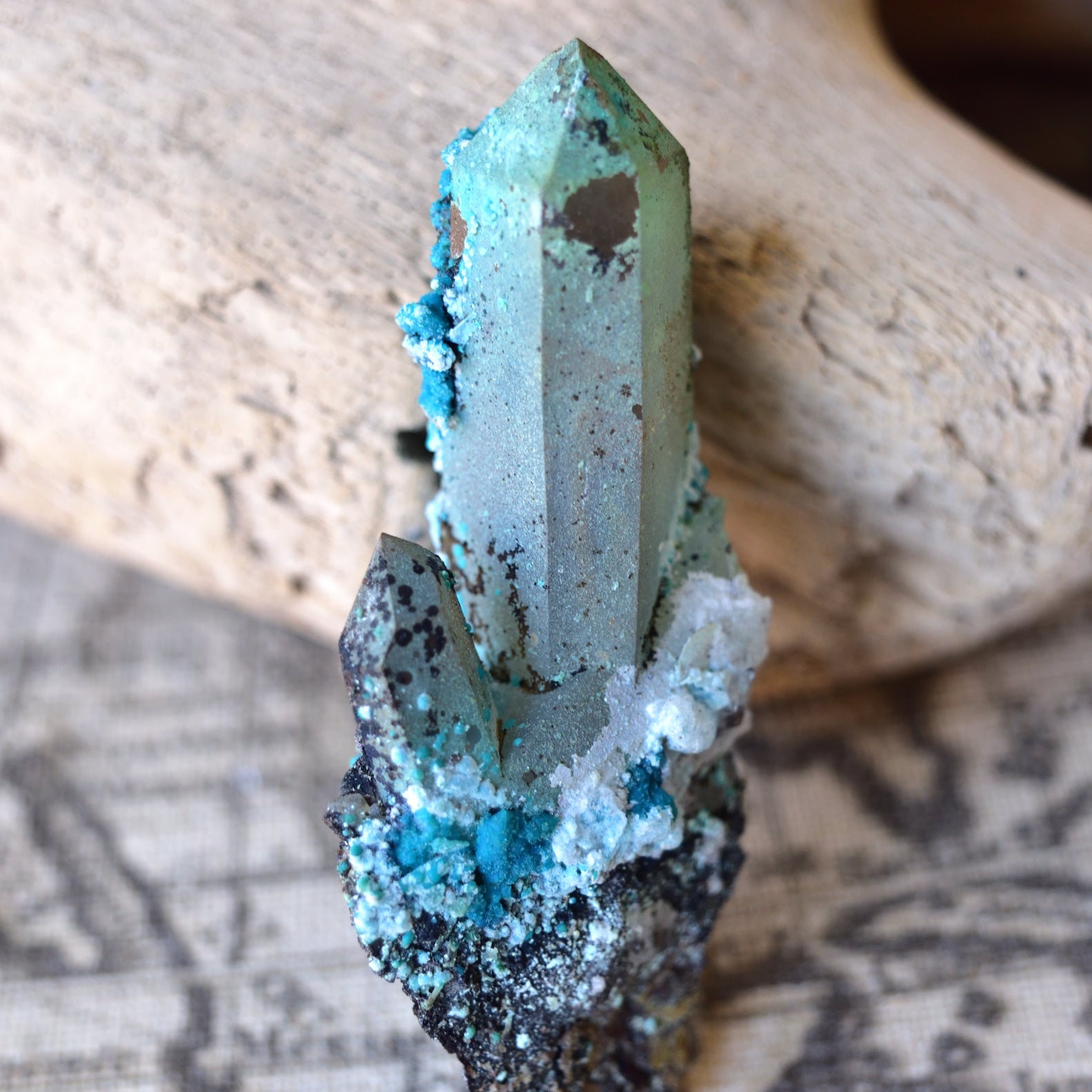 Chrysocolla on Quartz "Unity"  - Peru - 31g