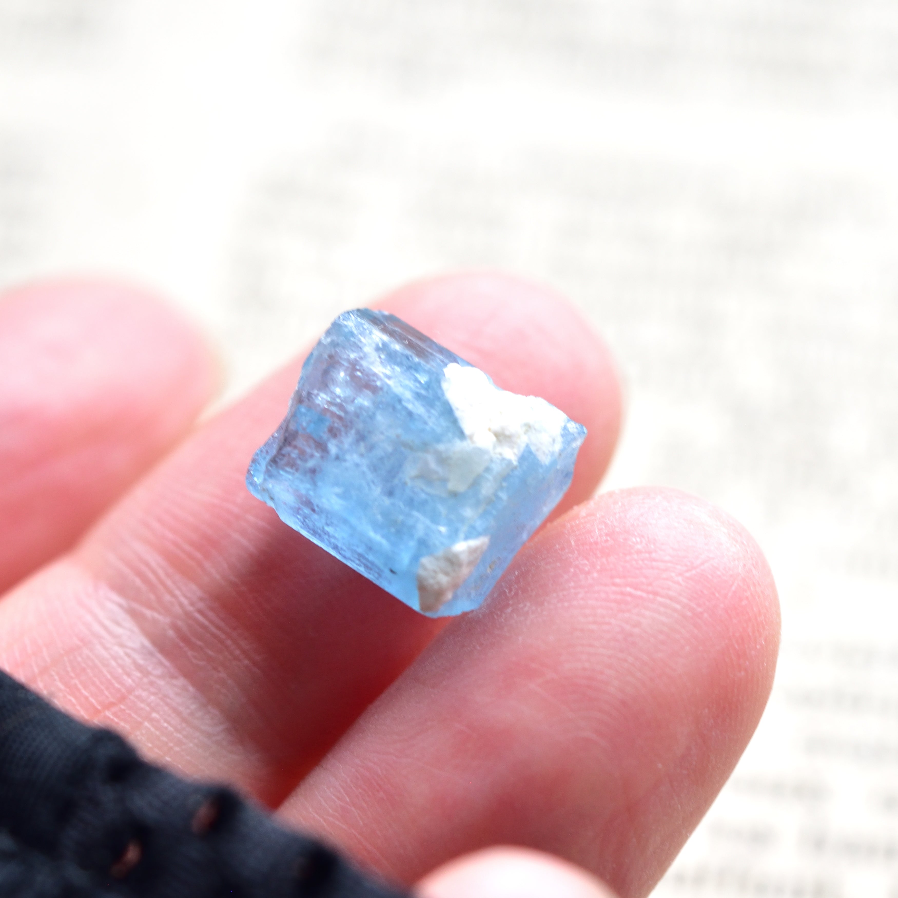 アクアマリン結晶　Cerulean Blue　ベトナム産　6.5cts.