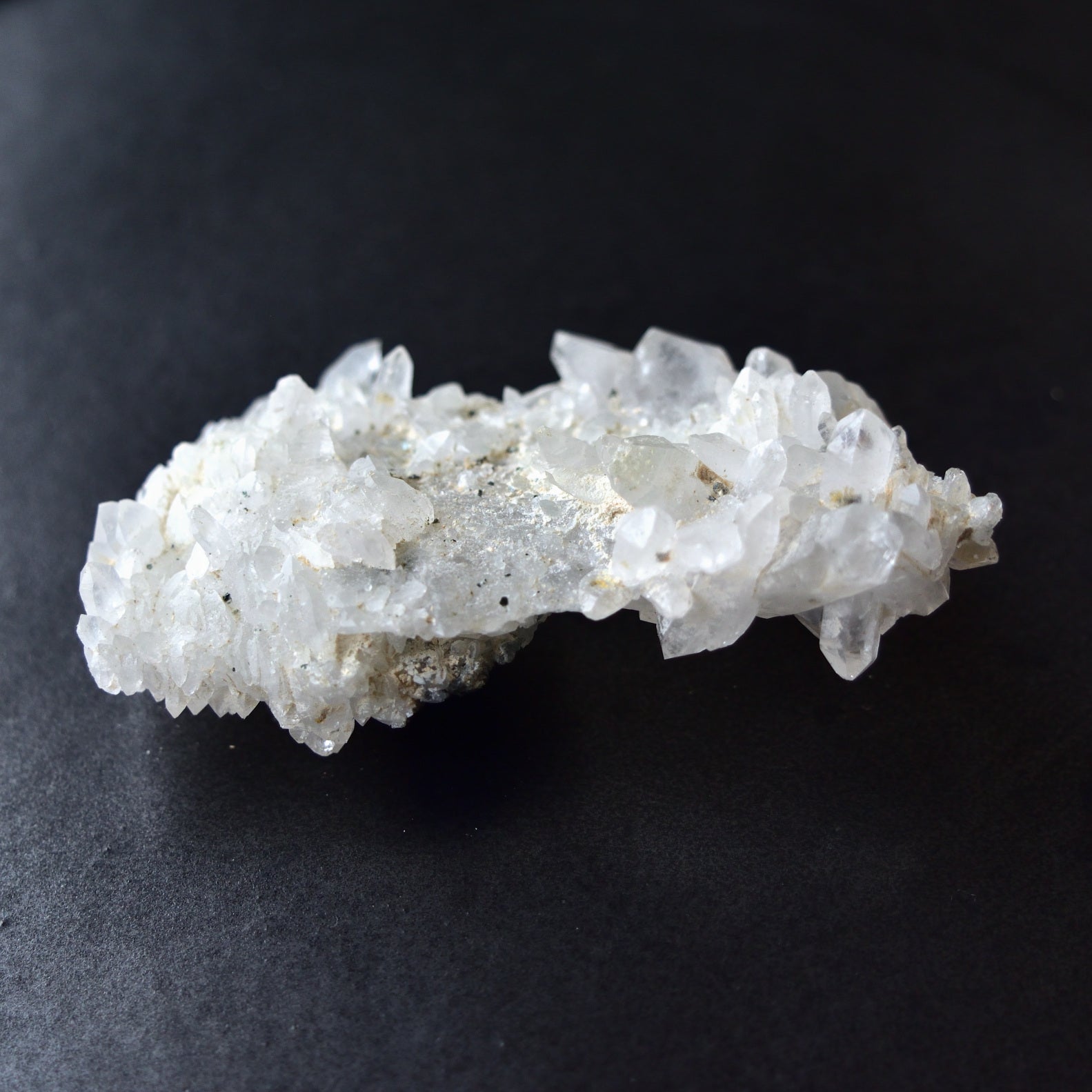 White Kailash Quartz Crystal Cluster - Chlorite - Singing - Himalayan Quartz - Mt. Kailash, Tibet - 51g