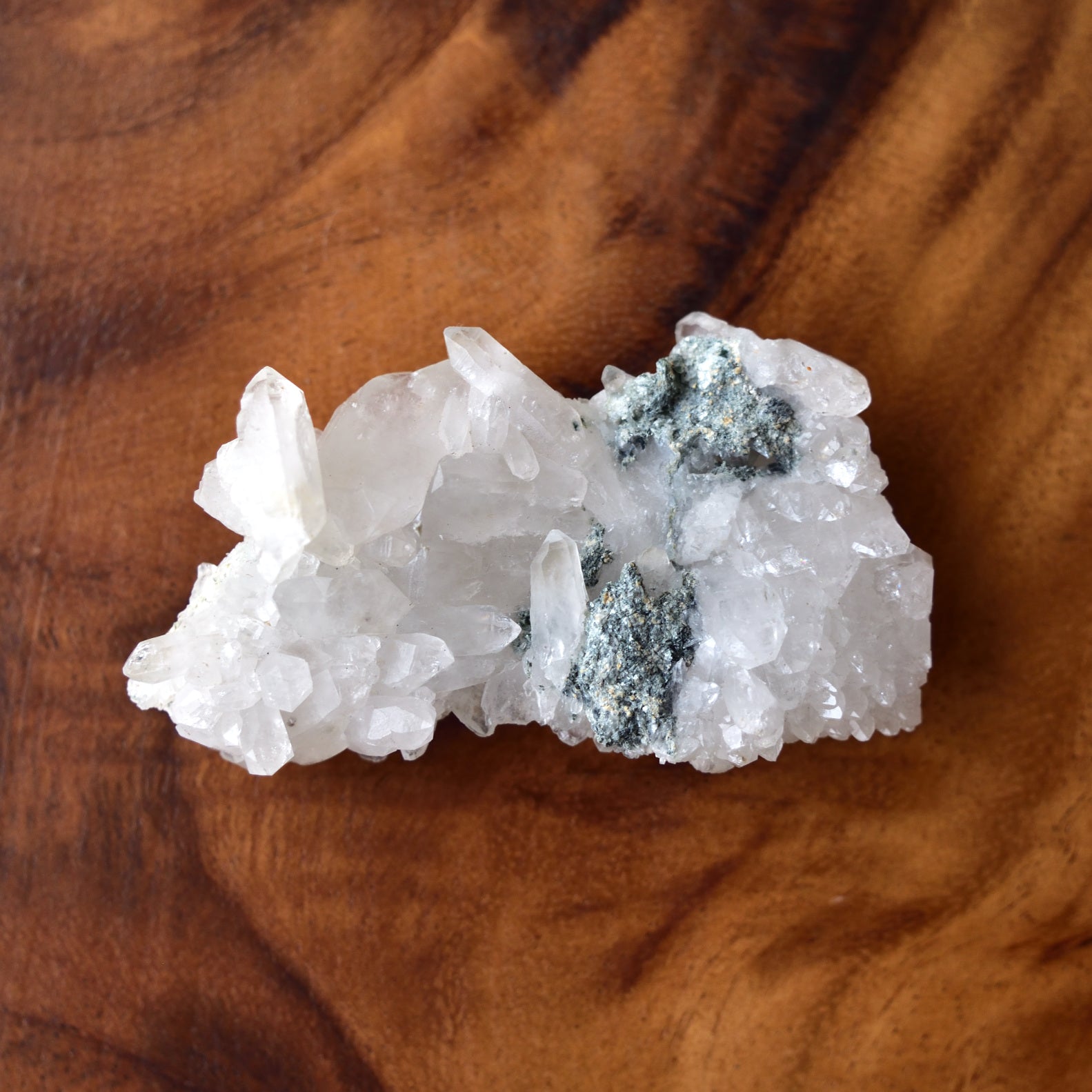 White Kailash Quartz Crystal Cluster - Chlorite - Singing - Himalayan Quartz - Mt. Kailash, Tibet - 51g