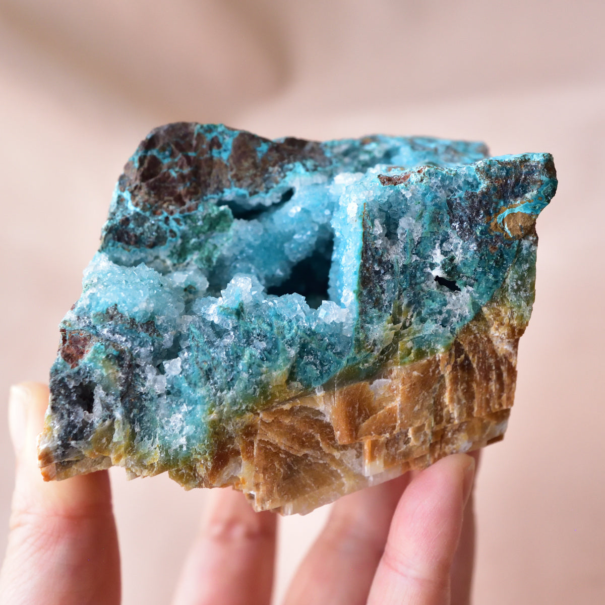 ジェムシリカ　ドゥルージー　ビッグ・ラフ　青い泉　ペルー産　522ｇ