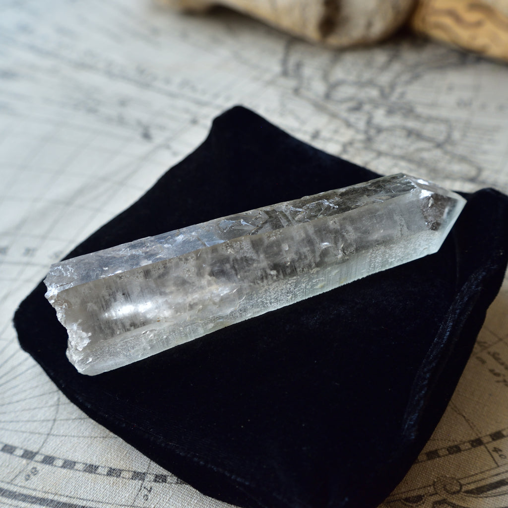 Prasiolite Quartz Point - Singing Crystal - Lightning Quartz - Corinto, Brazil - 334g 