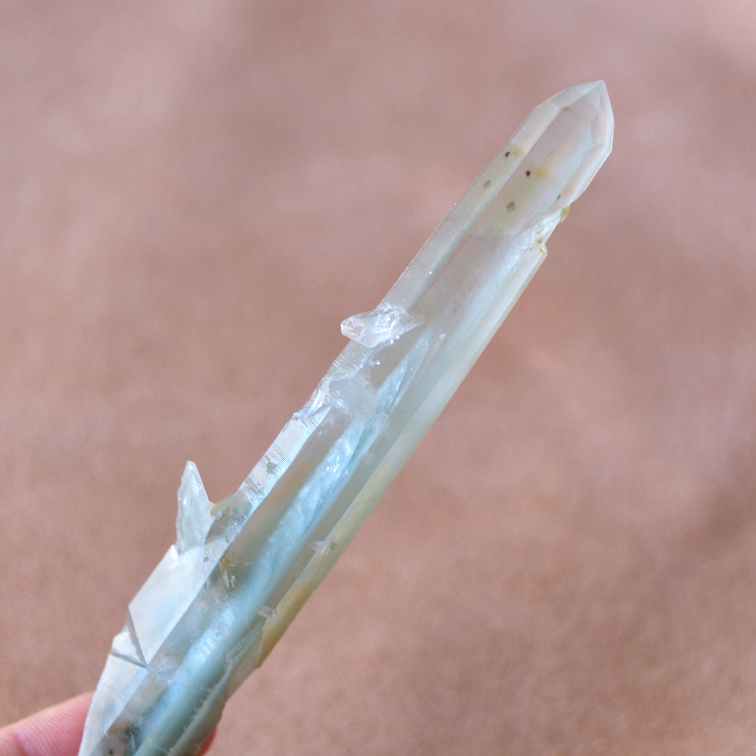 グリーンファントム・クォーツ　シンギングクリスタル　マダガスカル産　30ｇ