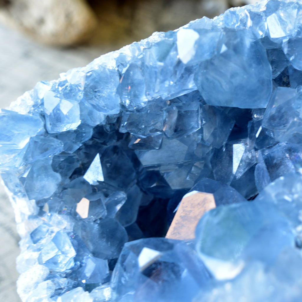 セレスタイト・クラスター・ジオード　Blue Cave　マダガスカル産　3.2kg