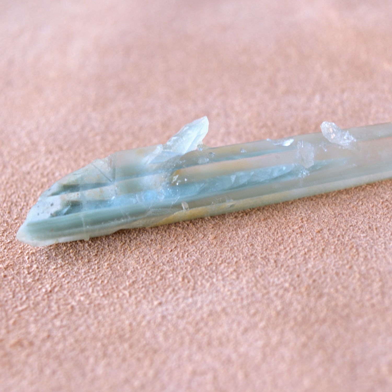 Green Phantom Quartz - Singing Crystal - from Madagascar - 30g