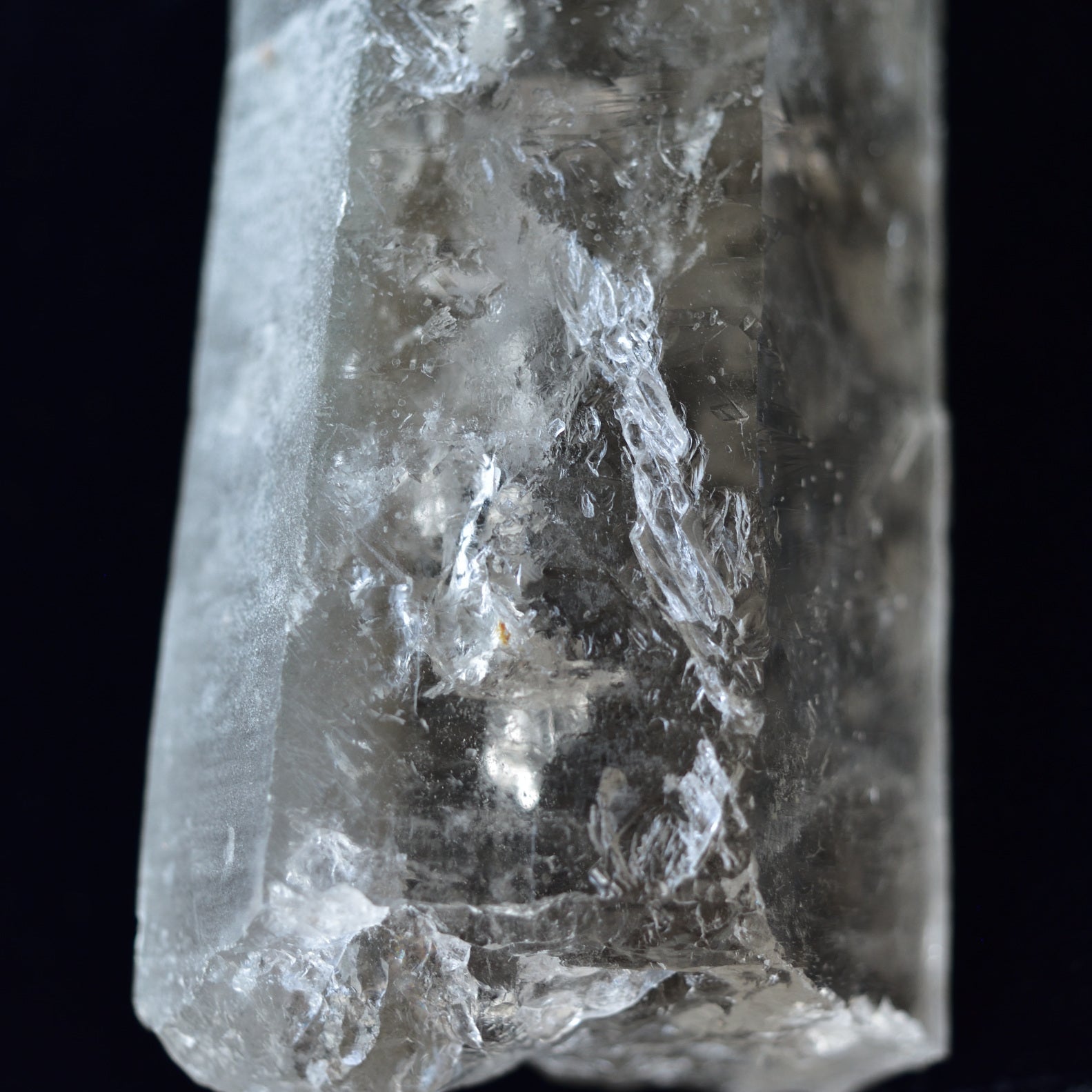 Prasiolite Quartz Point - Singing Crystal - Lightning Quartz - Corinto, Brazil - 334g 