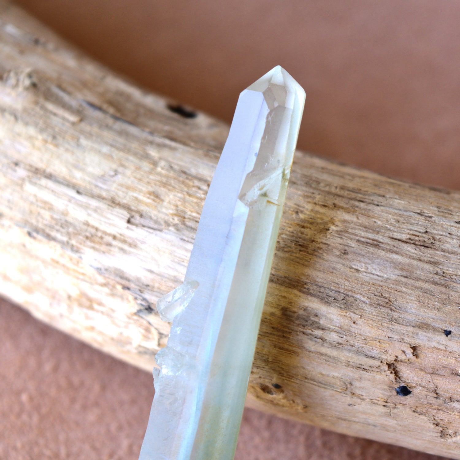 Green Phantom Quartz - Singing Crystal - from Madagascar - 30g