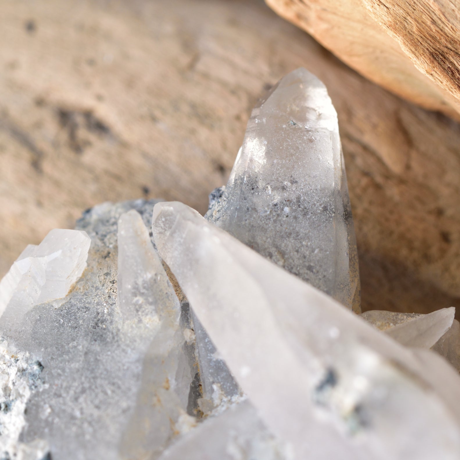 White Kailash - "Abode of Spirits" - Chlorite - Singing crystal - Himalayan Quartz - Mount Kailash, Tibet - 126g