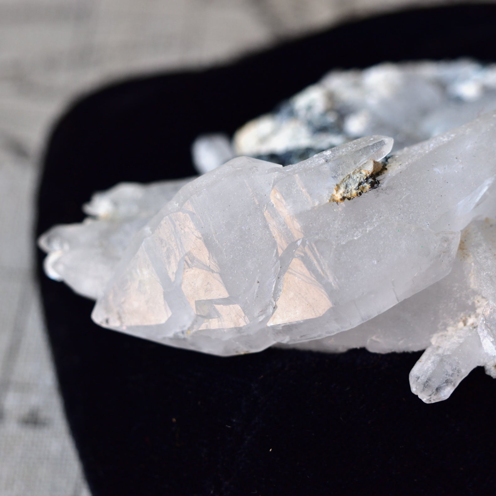 White Kailash - "Abode of Spirits" - Chlorite - Singing crystal - Himalayan Quartz - Mount Kailash, Tibet - 126g