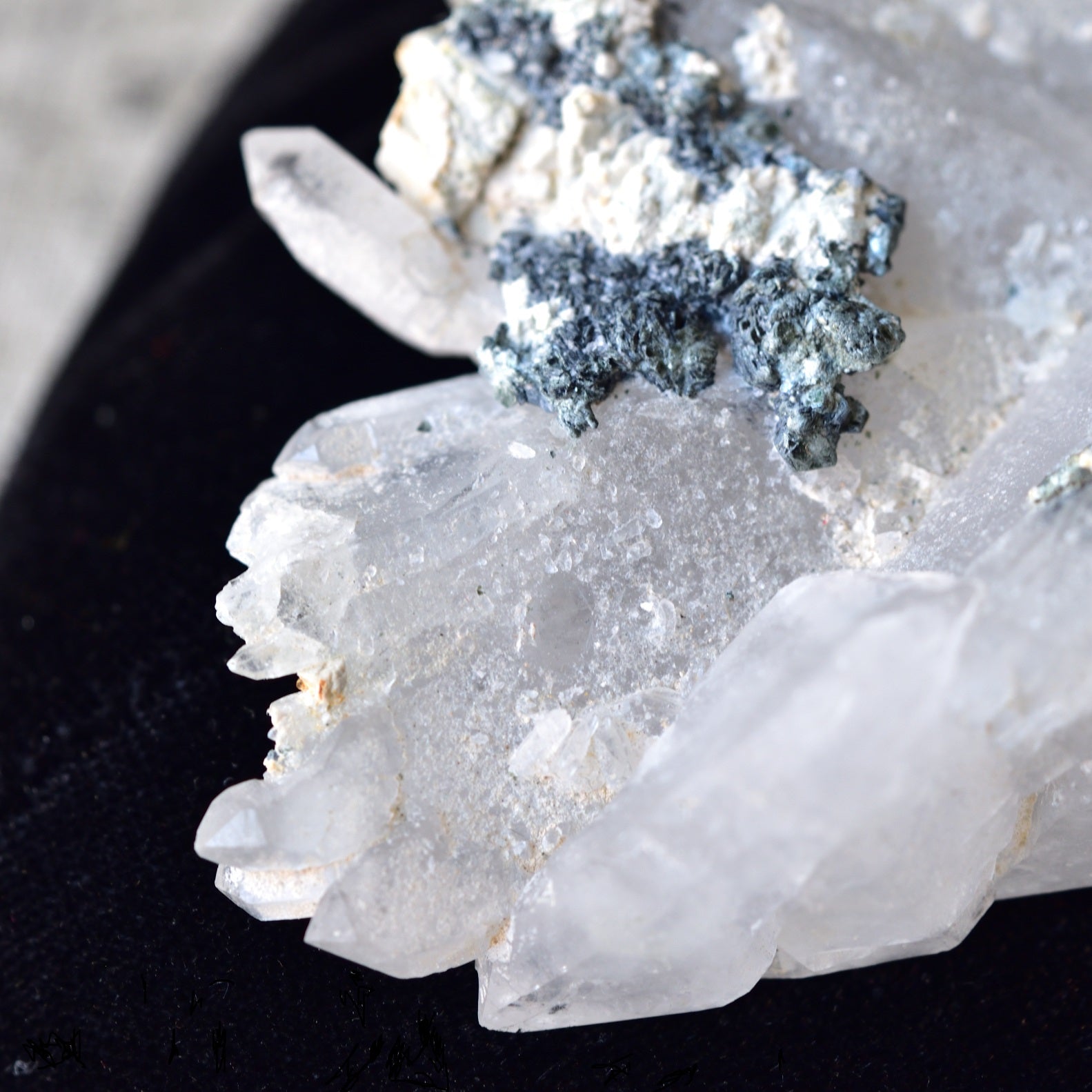 White Kailash - "Abode of Spirits" - Chlorite - Singing crystal - Himalayan Quartz - Mount Kailash, Tibet - 126g