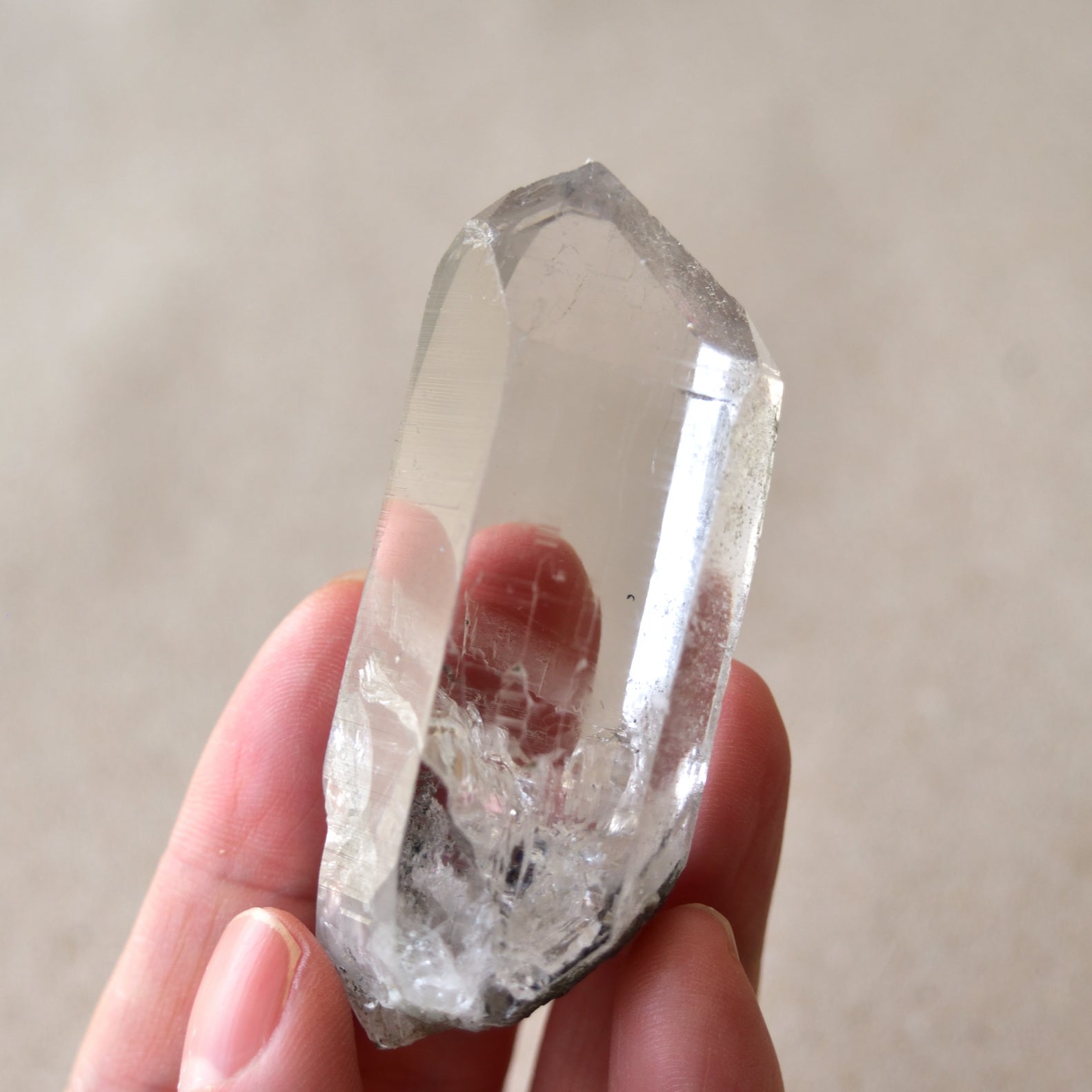 ヒマラヤ水晶　クローライト　両剣水晶　双晶　パキスタン・スカルドゥ産　57g