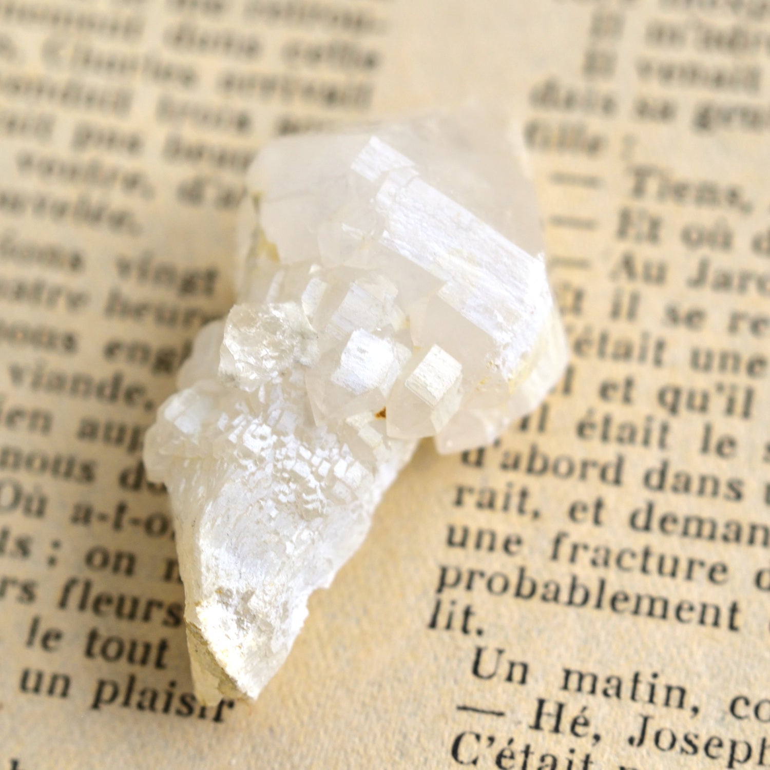 Bosnian White Scepter Candle Quartz "White Dragon's Head" from Bosnia and Herzegovina, 18g
