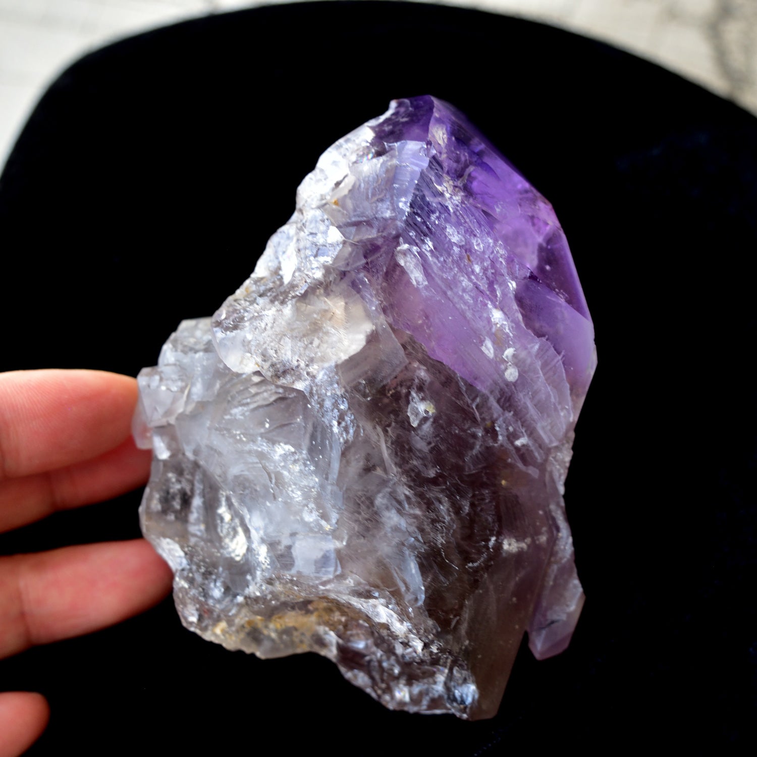 Sirius Amethyst "REGROWTH" - Gwindel - with mini cushion from Kenya - 380g