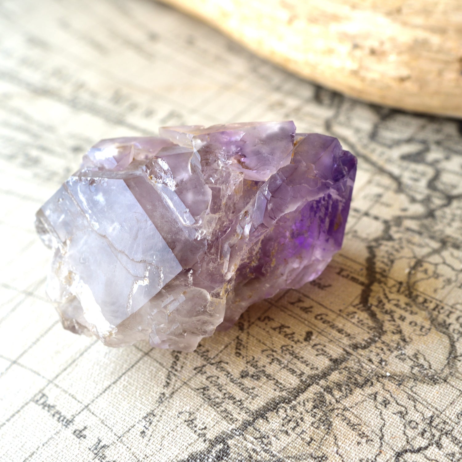 Sirius Amethyst "REGROWTH" - Gwindel - with mini cushion from Kenya - 380g