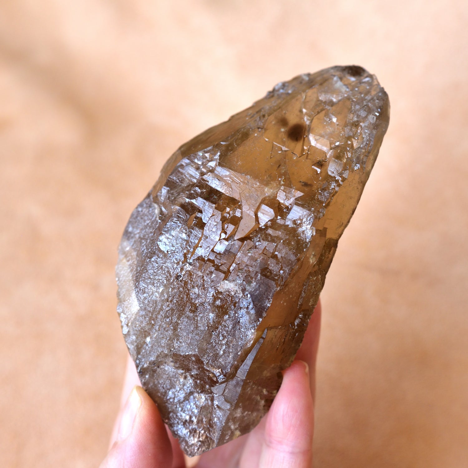 スモーキー・シトリン　Surubim Quartz　セルフヒールド　大地の癒し　ブラジル・ミナスジェライス州産　360g