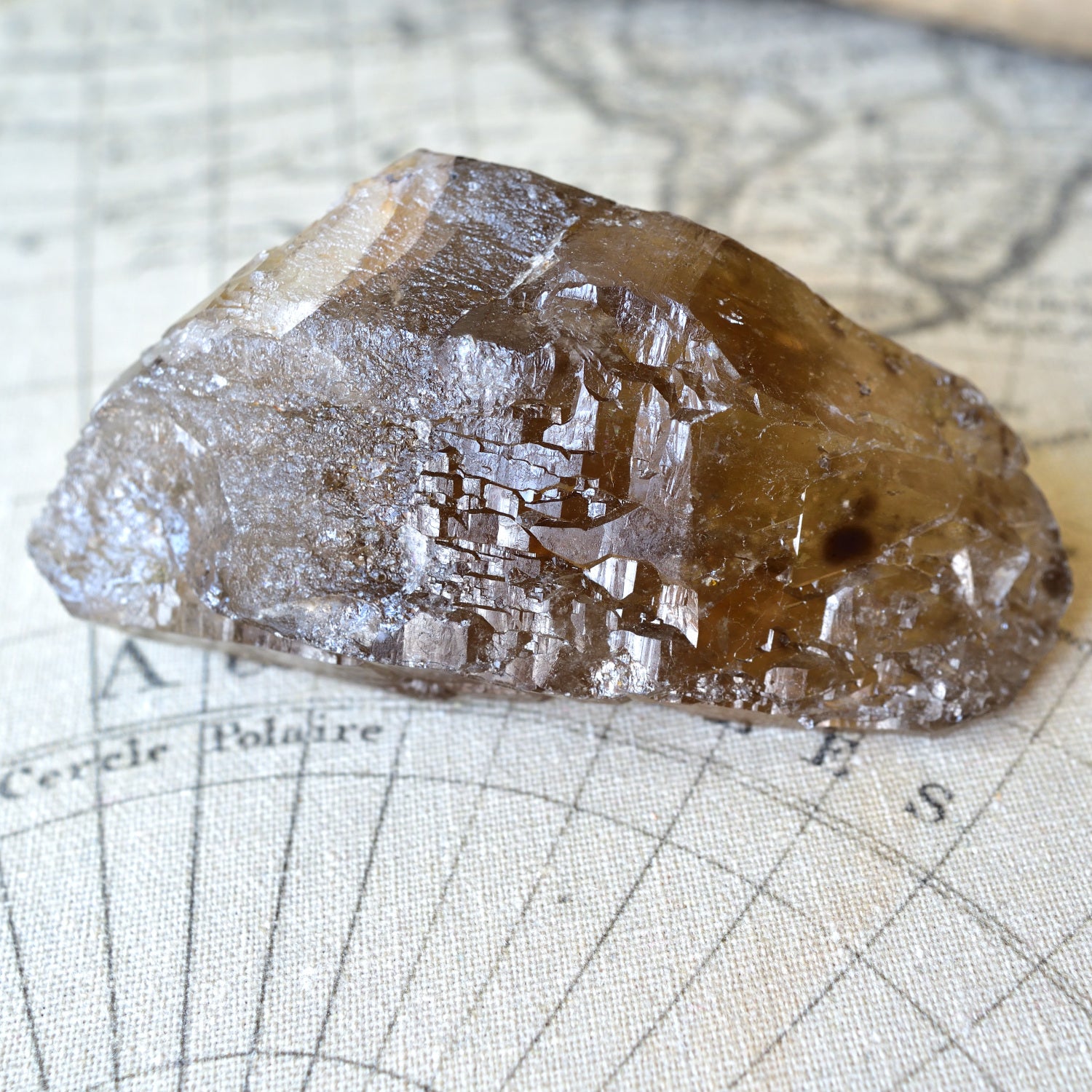 スモーキー・シトリン　Surubim Quartz　セルフヒールド　大地の癒し　ブラジル・ミナスジェライス州産　360g