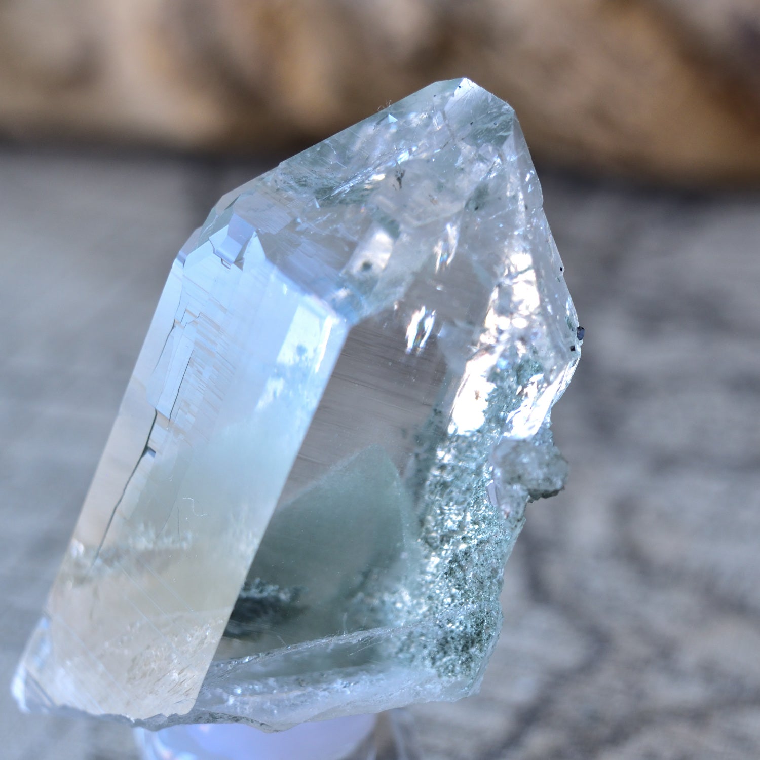 ヒマラヤ水晶 – Cathedral Cave