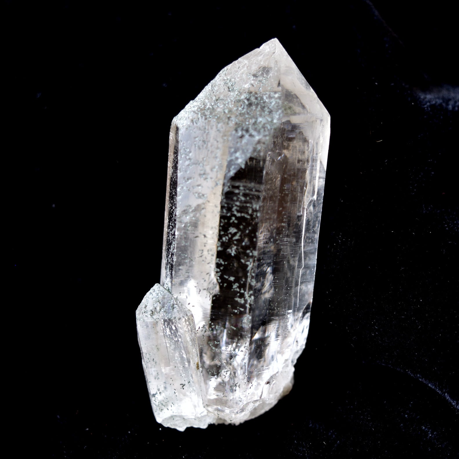 ヒマラヤ水晶 – Cathedral Cave
