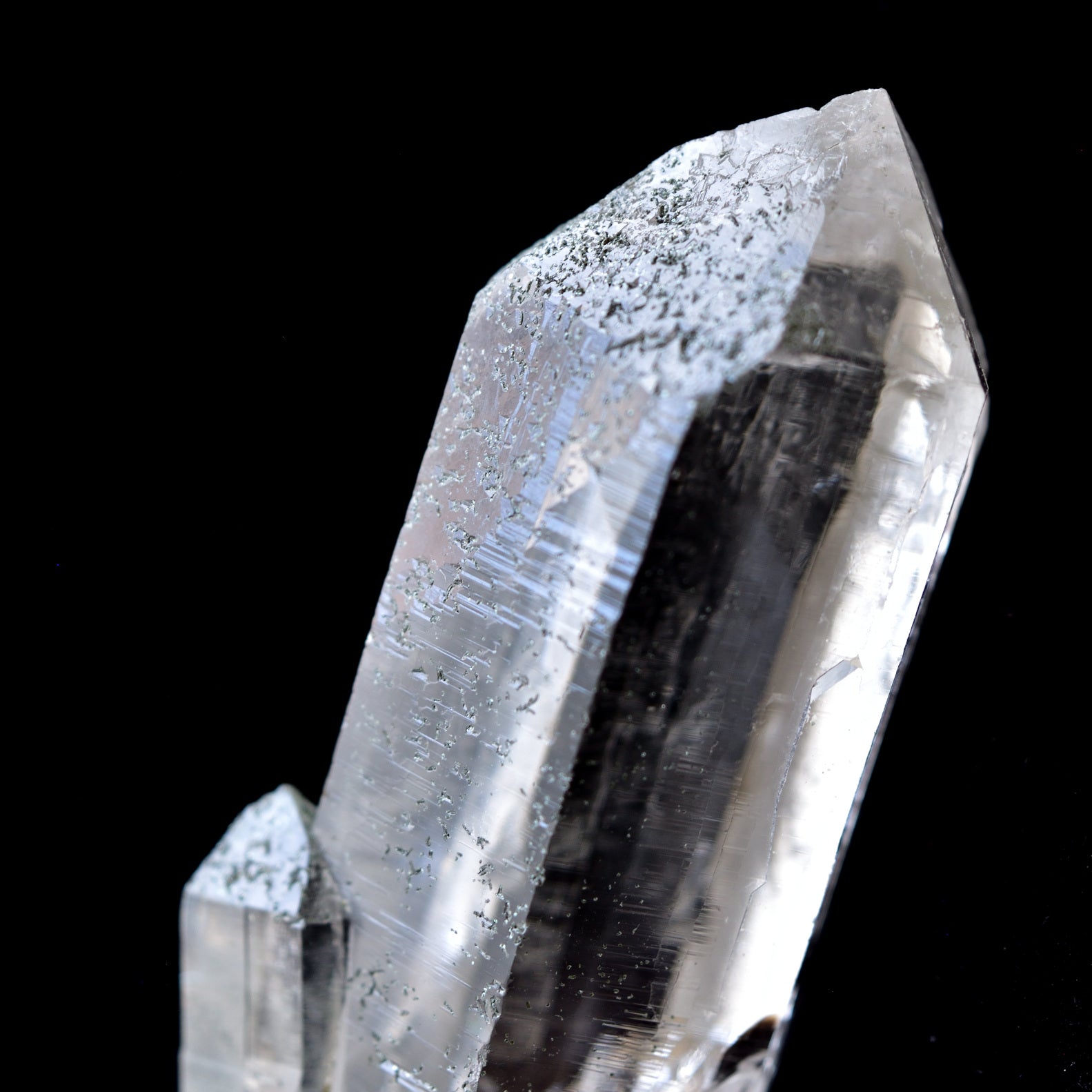 4.2kg特大水晶・虹入・オーラフレーム・ヒマラヤ スカルドゥ産カテドラル水晶 4.2kg特大水晶・虹入・オーラフレーム・ヒマラヤ スカルドゥ産